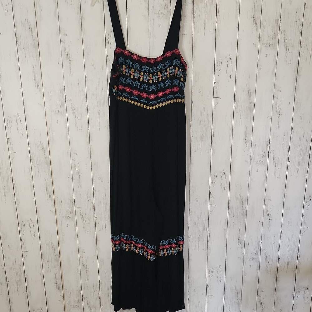 easel Black Maxi Jumpsuit with Multicolor Embroidery